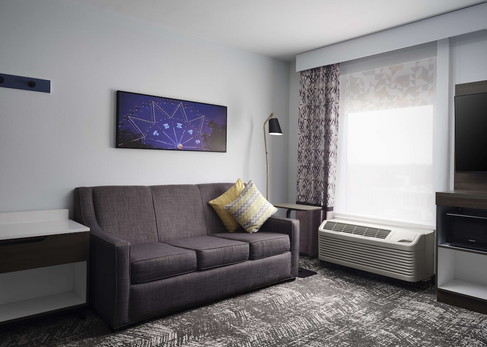 Hampton Inn & Suites Dallas Dfw Arpt W Sh 183 Hurst - photo 17