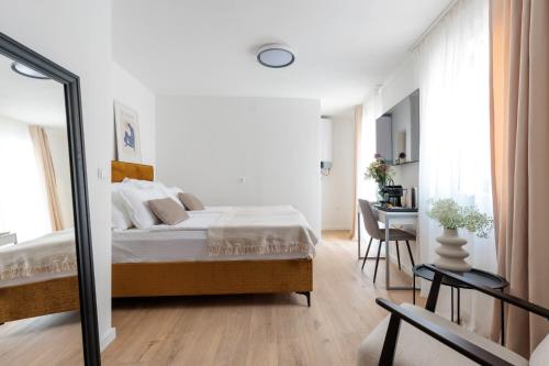 Barbara II luxury rooms with balcony in Zadar, Croatia