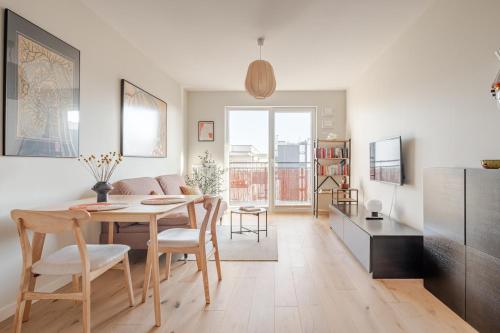 Cosy home with a comfy work space BOOK IT WARSAW — 4-Star Luxury Hotel in Warsaw, Poland