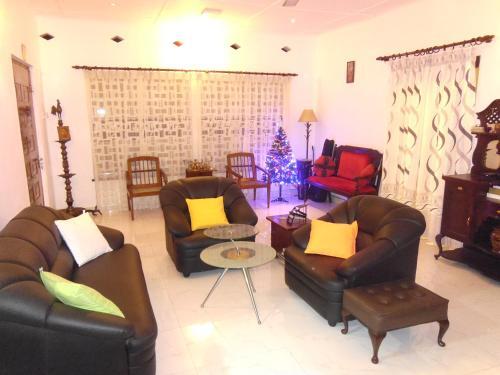 Number 01 by Taprobane - last minute hotel in Negombo