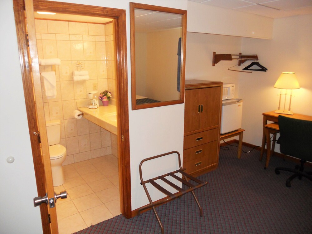Travelier Motel - photo 35