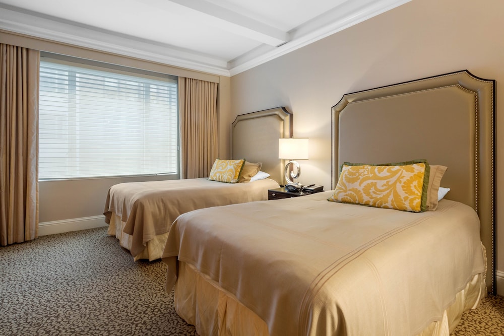 Omni Berkshire Place - photo 71