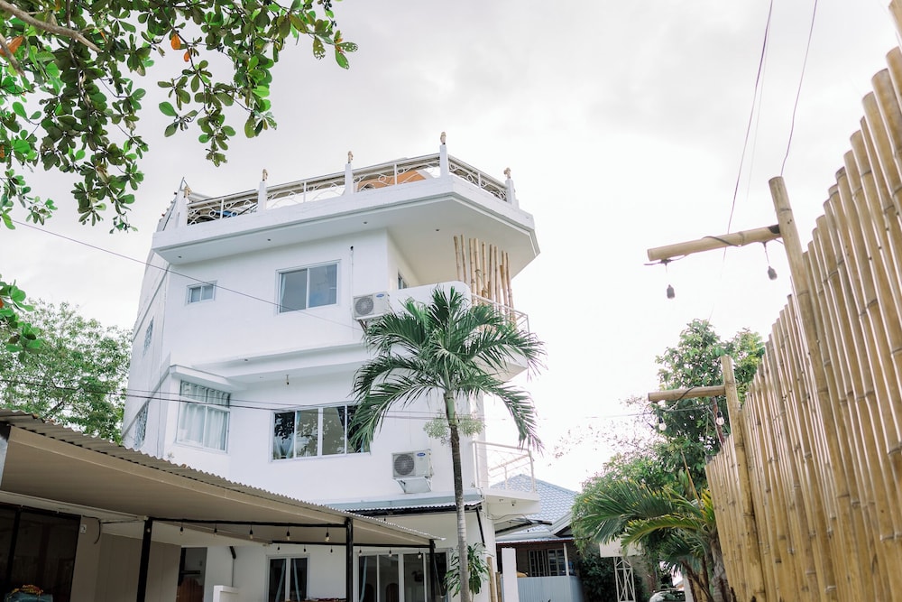 8 Plus Beach Resort in Panglao, Philippines