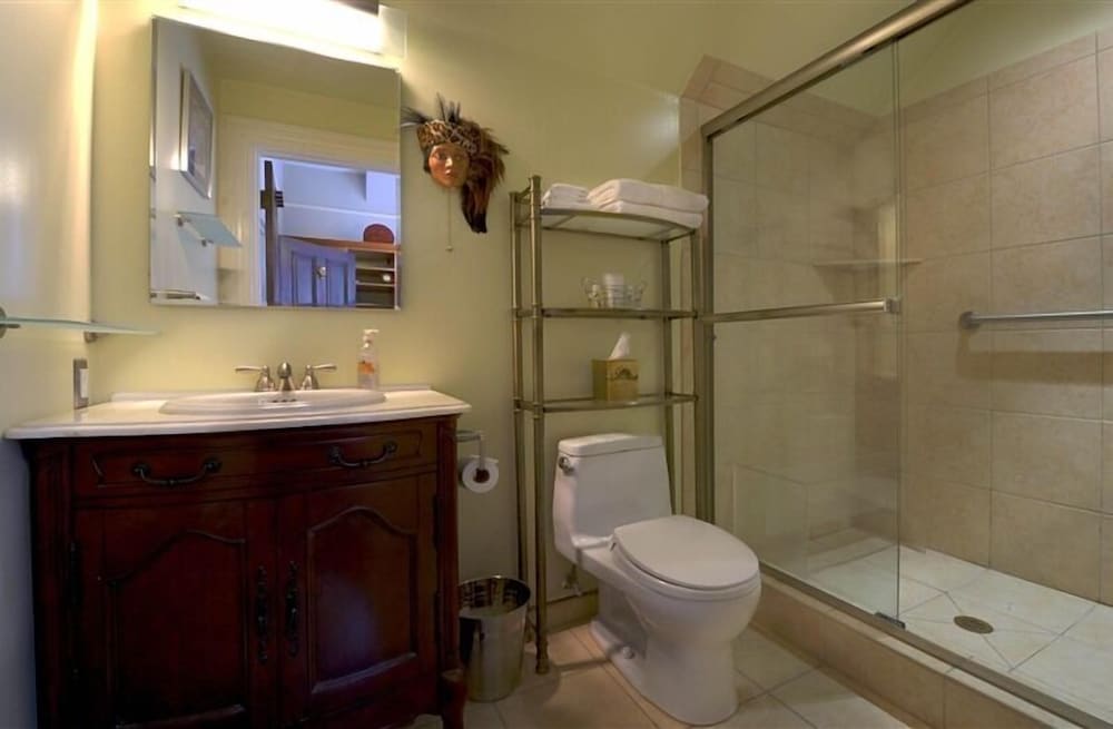Noe's Nest Bed and Breakfast - photo 15