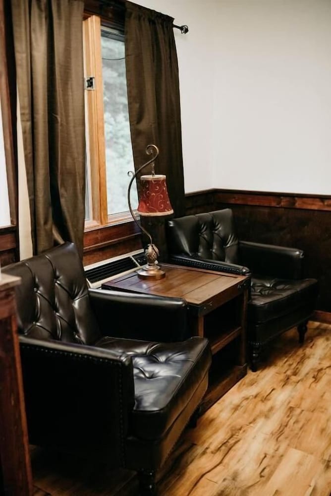Sylvan Valley Lodge - photo 5