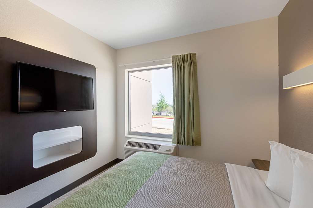Motel 6 Austin TX Airport - photo 8