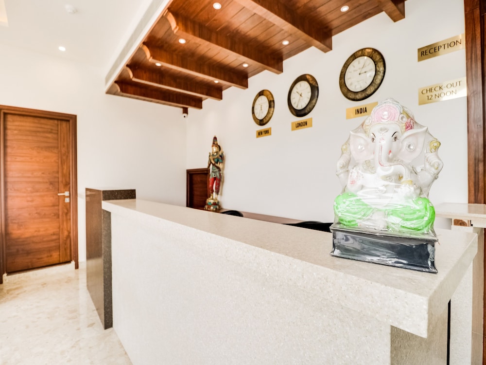 Capital O 44117 Hotel Alphonso in Kharar, India