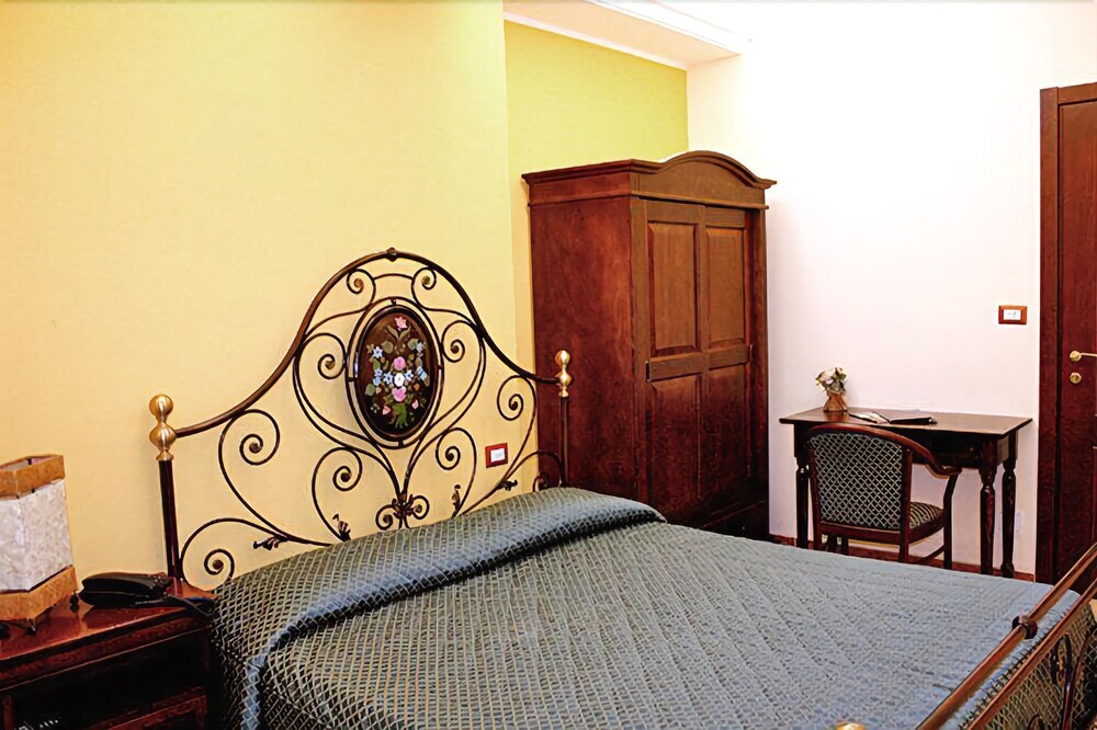 Hotel Colle Acre — Palazzolo Acreide — photo 2
