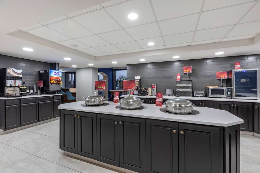 Best Western Plus St. Louis West Westport - photo 37