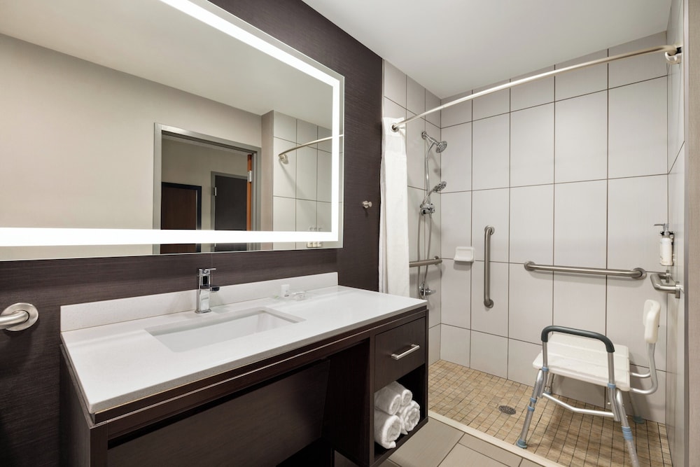 Holiday Inn Louisville East Hurstbourne by IHG - photo 31