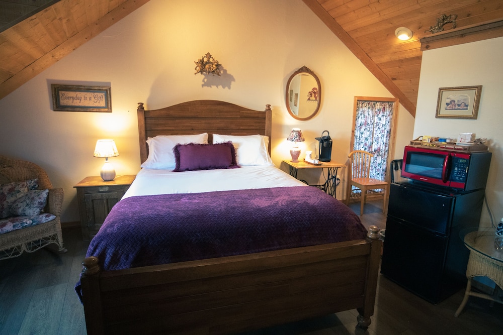 Tucker Peak Lodge - photo 13