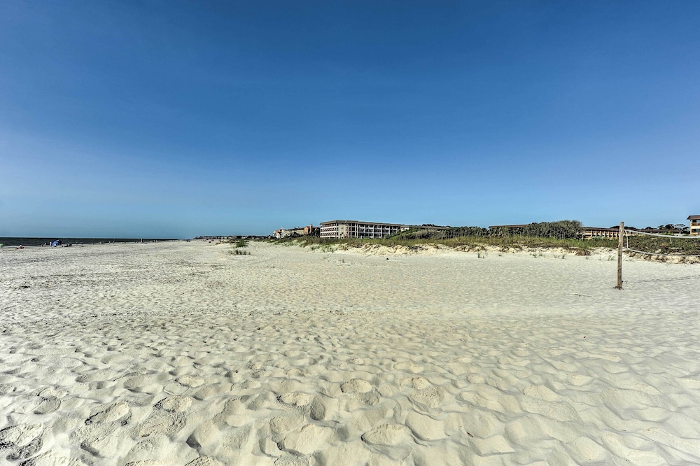Pool Tennis & Gym: Resort Condo in Hilton Head - photo 38