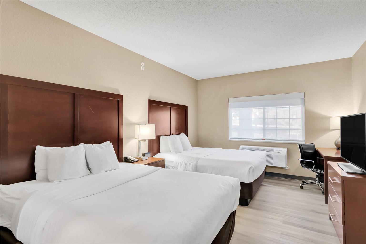Comfort Suites Lakewood Denver - photo 45
