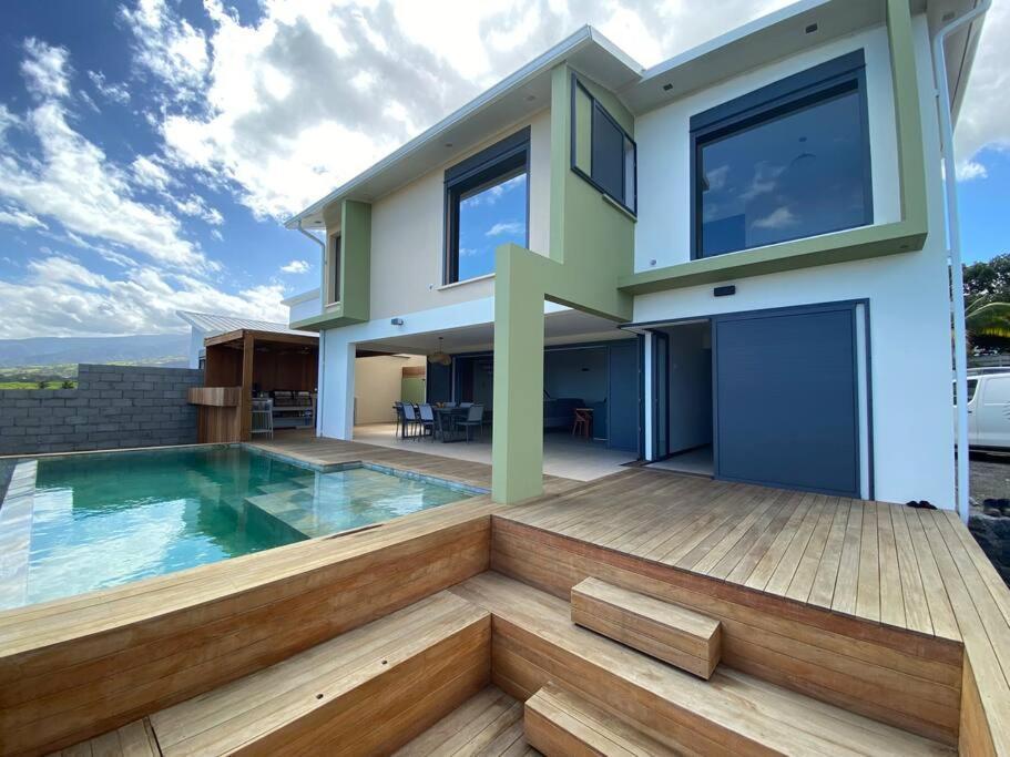 La Villa Evasion by P&P — 4-Star Luxury Hotel in Saint-Pierre, Réunion