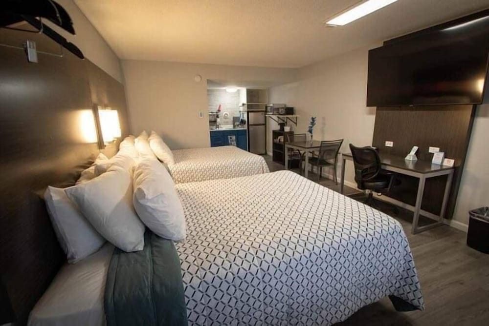 Envi Boutique Hotel Henderson Evansville South - photo 57