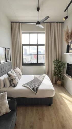 Luxury Tiny Apartment Co_Living City Views