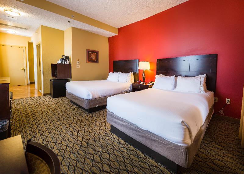 Holiday Inn Express Baltimore Downtown - photo 25