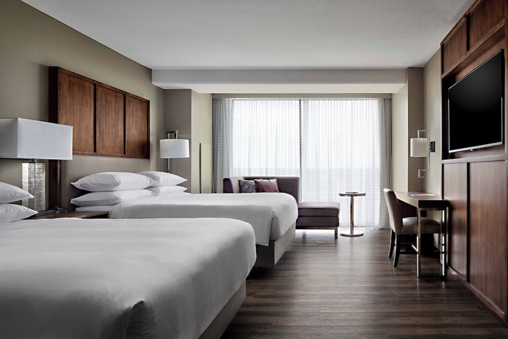 Omaha Marriott Downtown at the Capitol District - photo 22