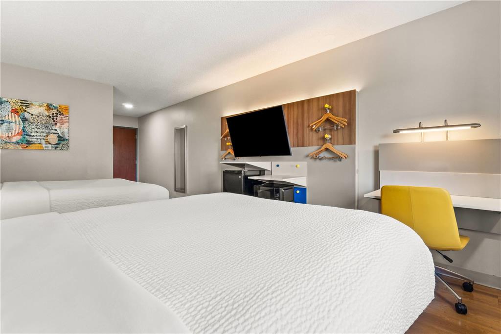 Microtel Inn & Suites by Wyndham Salisbury - photo 15