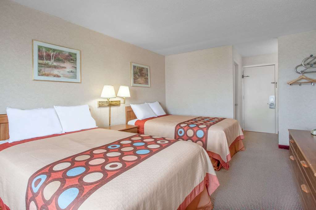 Super 8 by Wyndham Carlisle North - photo 9