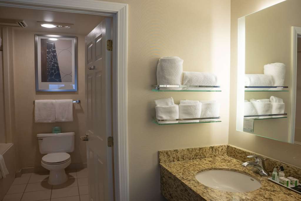 Hawthorn Suites BY Wyndham Erie - photo 24