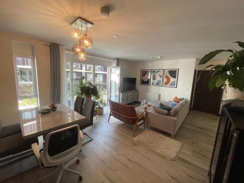 Stunning Spacious Double Room In A Modern Shared Flat — Hayes