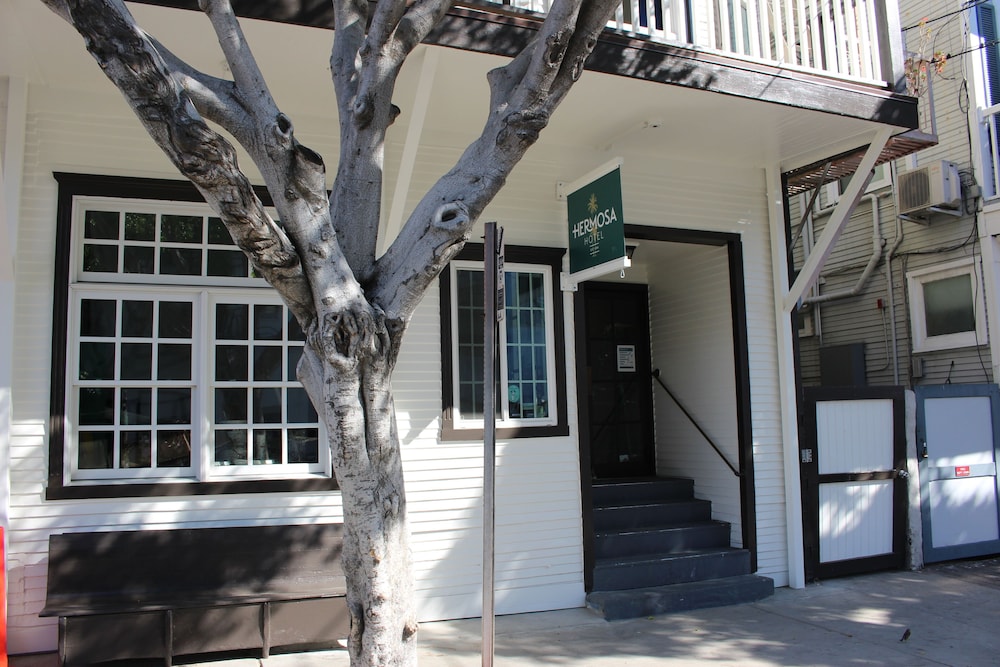 Hermosa Hotel — Avalon — photo 3
