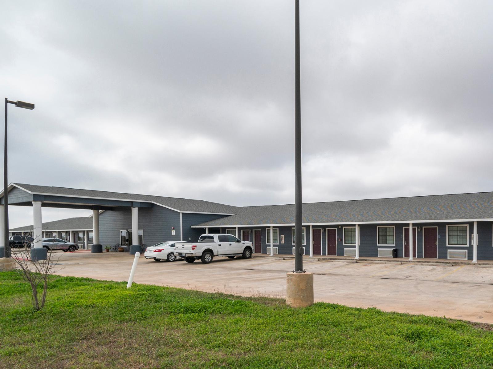 Oyo Hotel Pearsall I 35 West - featured photo