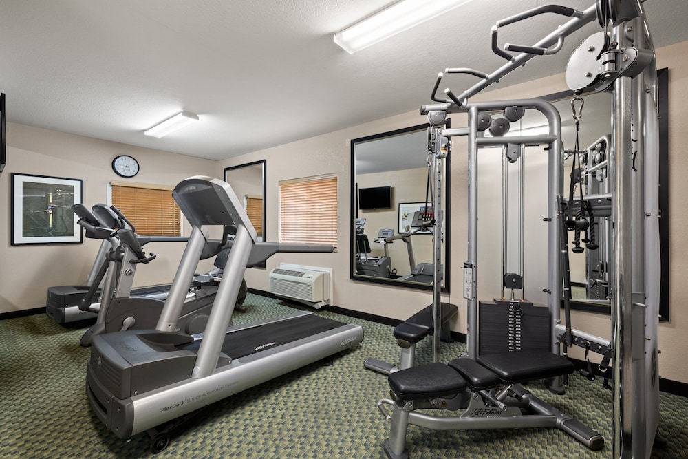 Candlewood Suites Bismarck by IHG - photo 31