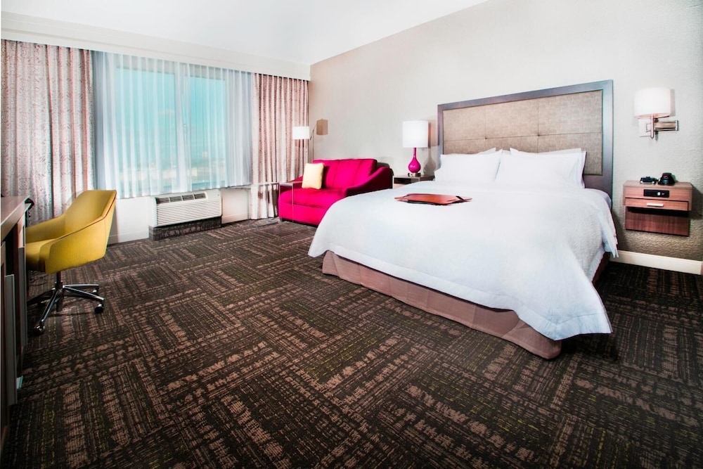 Hampton Inn & Suites La Porte - photo 15