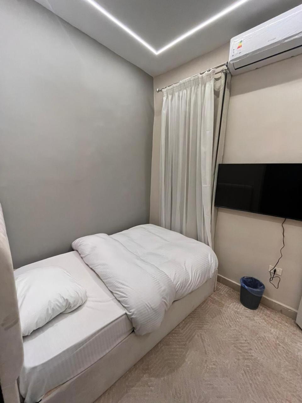 Zamalek studio S4 — 4-Star Luxury Hotel in Cairo, Egypt