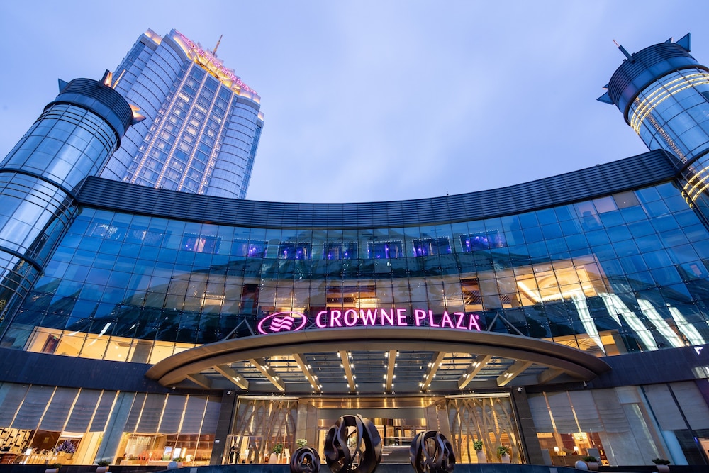 Crowne Plaza Taizhou by IHG in Taizhou, People's Republic of China