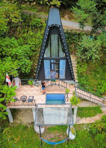 N Story in Keda, Georgia