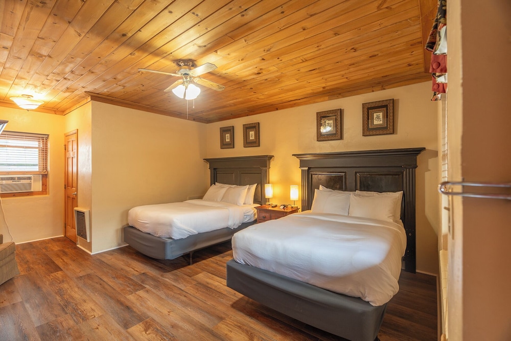 Ridgeway Inn - photo 29