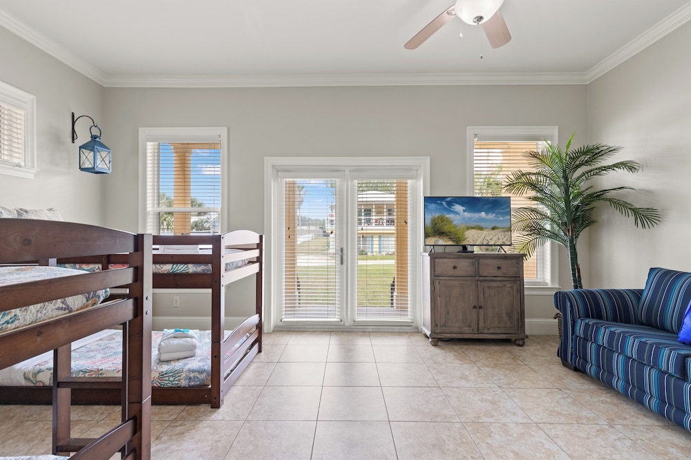 Grand Cayman Motel - photo 16
