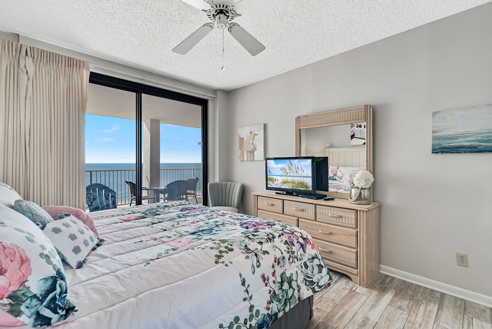 Windward Pointe 804 Sleeps 10 Beachfront Resort Amenities - photo 15