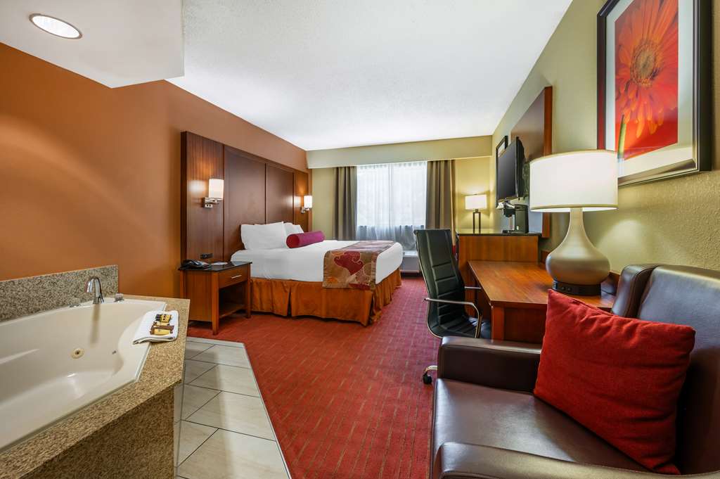 Best Western Plus Georgetown Corporate Center Hotel - photo 7