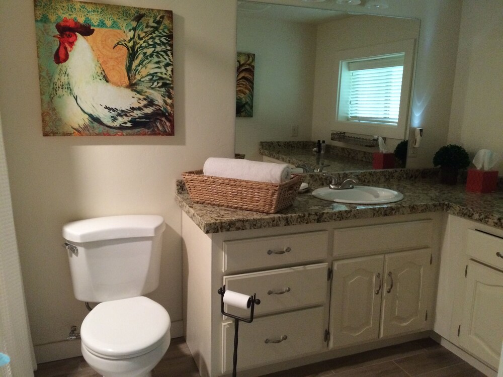Fin and Feather Inn - photo 8