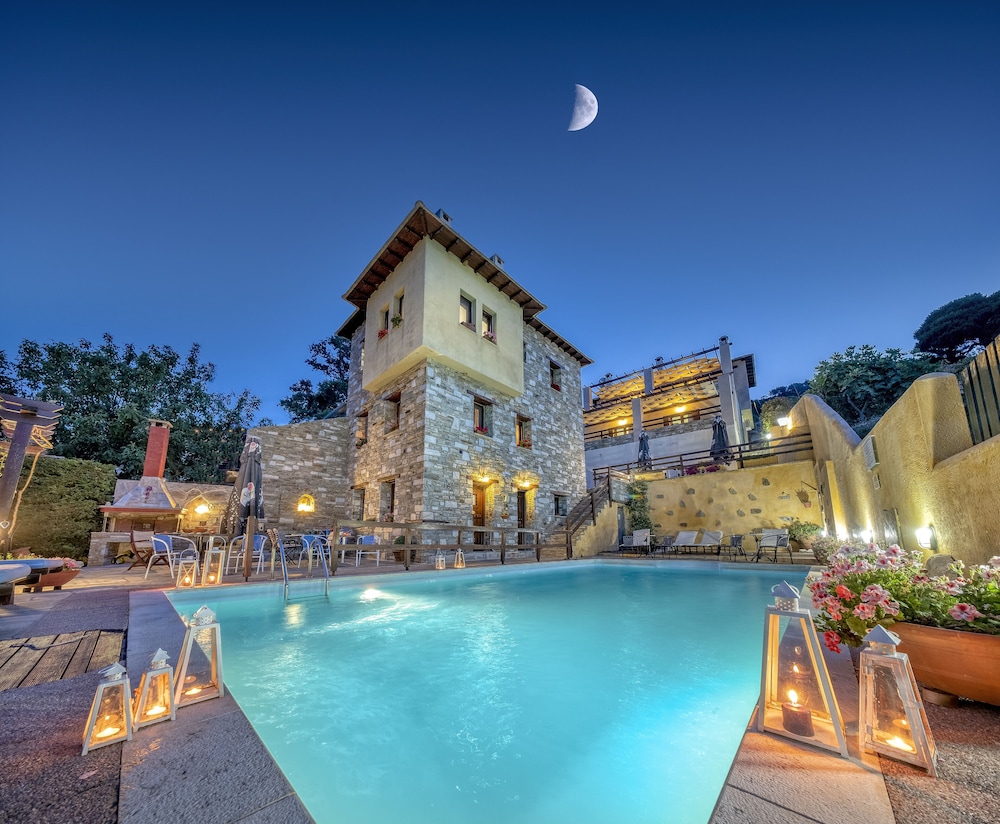 Petradi Hotel in Alimos, Greece