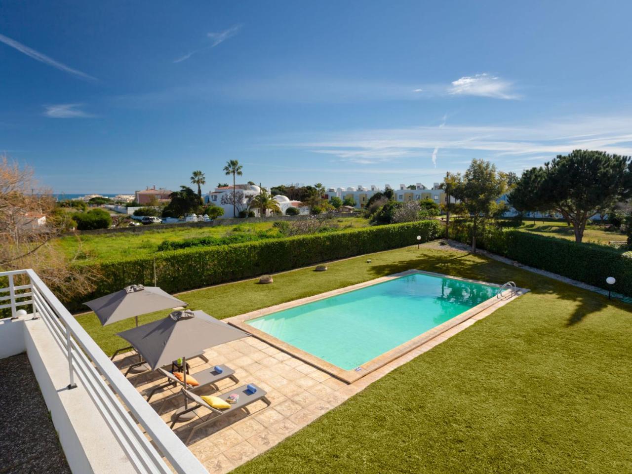 Villa Almond Tree by Interhome — 4-Star Luxury Hotel in Porches, Portugal