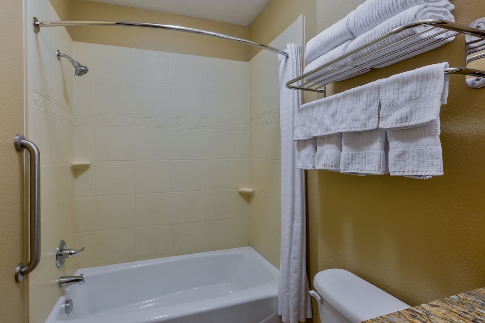 Candlewood Suites Decatur Medical Center by IHG - photo 18