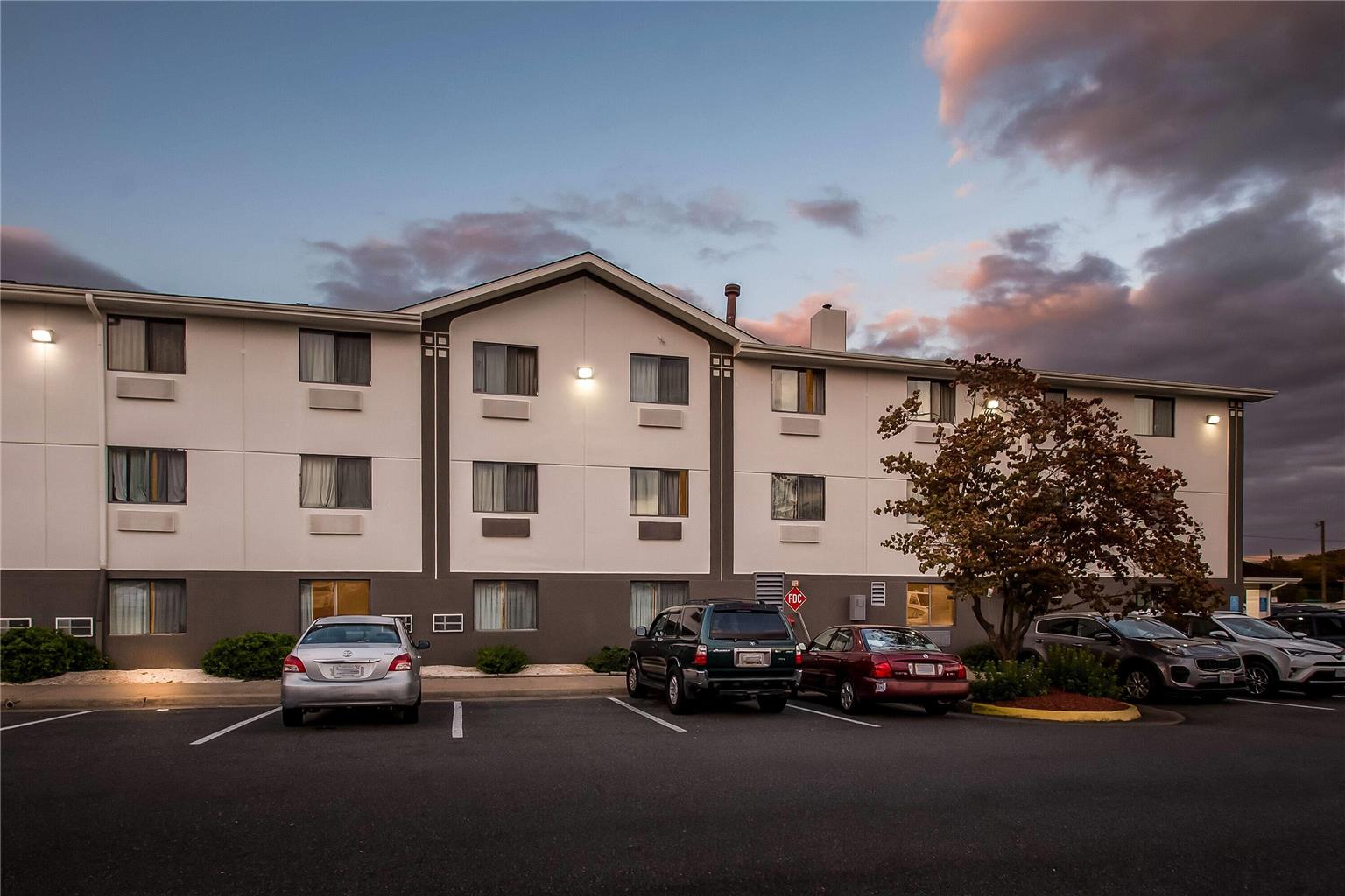 Super 8 by Wyndham Dumfries Quantico - photo 8