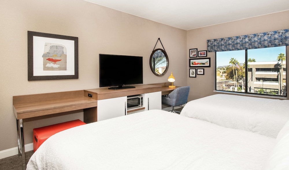 Hampton Inn Phoenix Airport North - photo 13