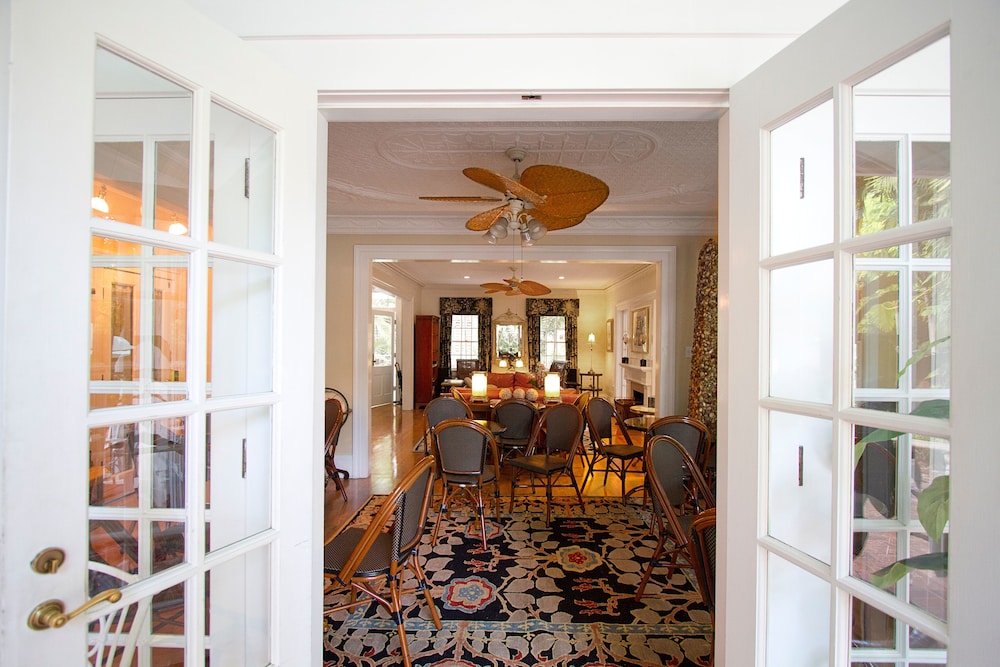 The Gardens Hotel - photo 45