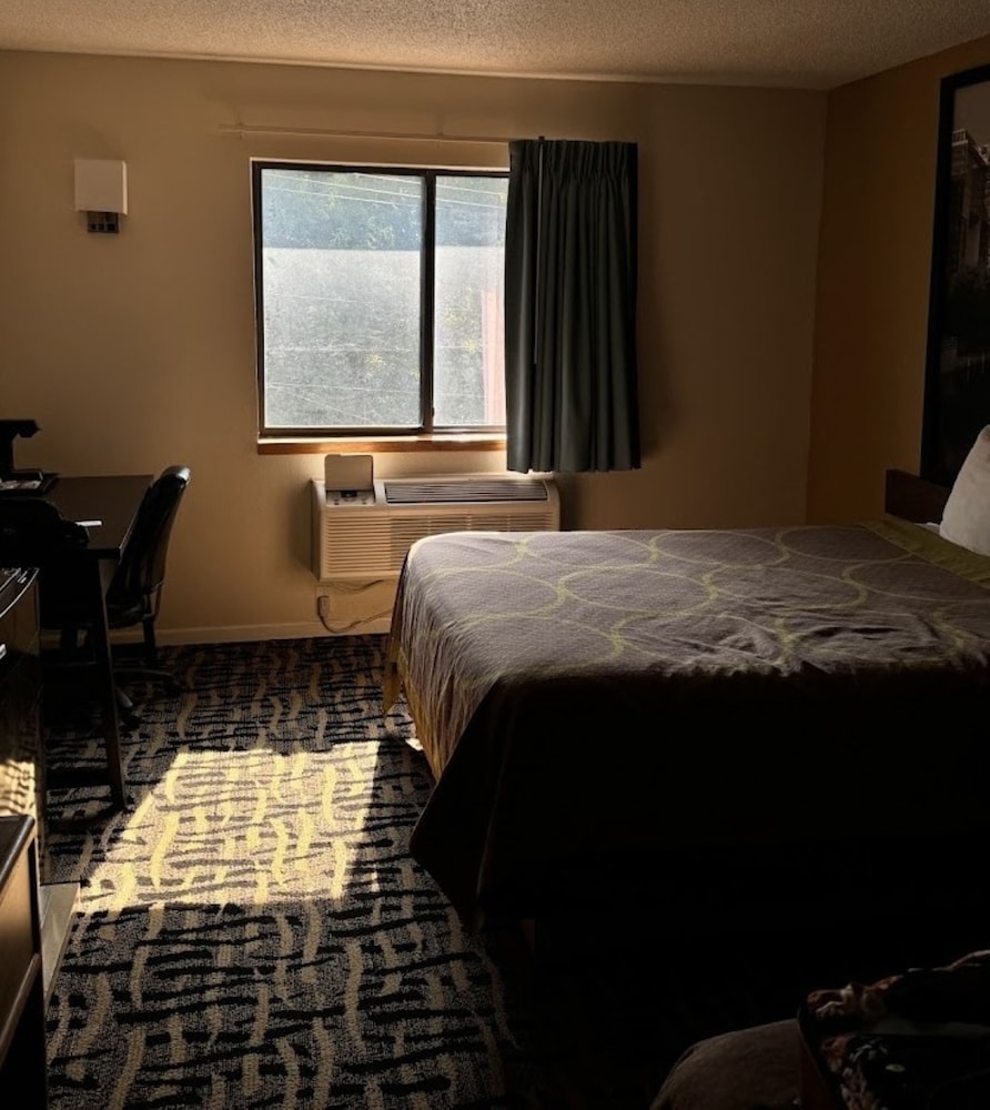 Oyo West Point Inn - photo 15