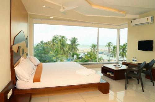 Annai in Saravana Bhavan Fine stay and Restaurant in Velankanni, India