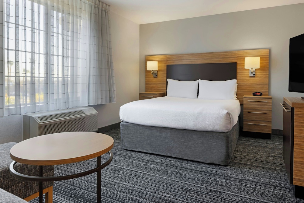 TownePlace Suites by Marriott Ontario Airport - photo 9
