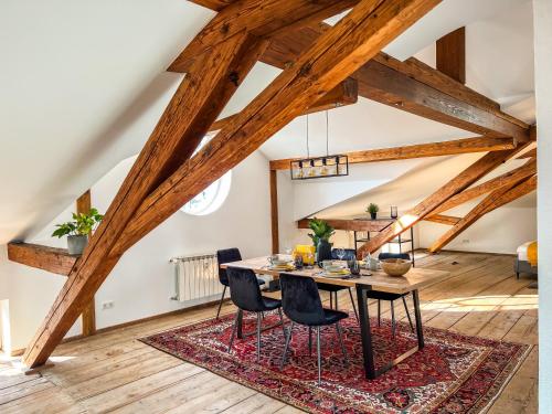 Loft Wohnung im Herzen von Prien 100m2 SmartTV — 4-Star Luxury Hotel in Prien Am Chiemsee, Germany