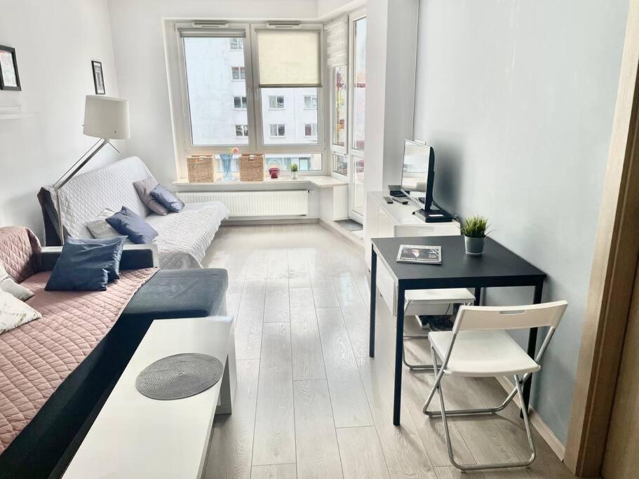 Extra Green Kabaty Apartament Nr 5 — 4-Star Luxury Hotel in Warsaw, Poland