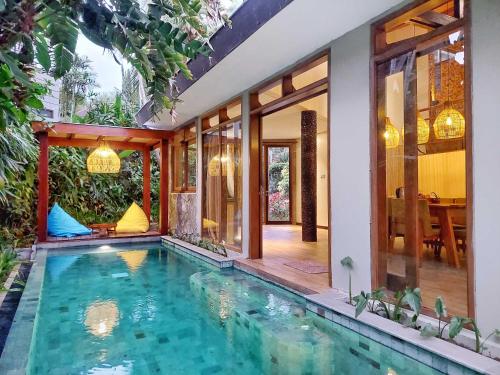 Villa Klub Bunga by The Batu Hotel Batu Malang — 4-Star Luxury Hotel in Batu, Indonesia